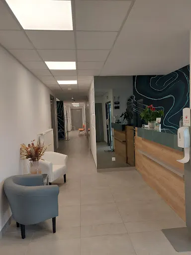 Pradela Ewa, lek. stom. spec. protetyki